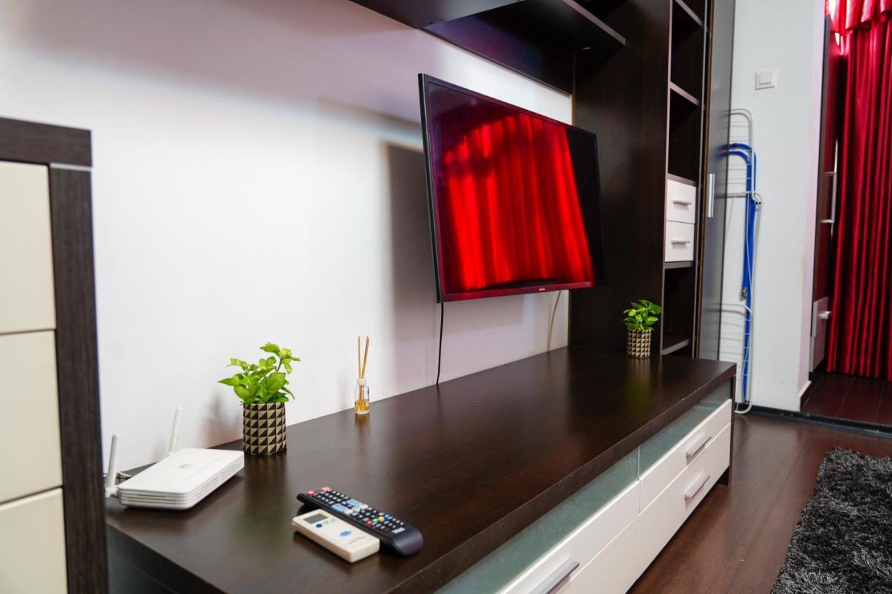 Ferienwohnung Sun Plaza Oasis With Self Check In And Fast Wifi Bukarest Exterior foto